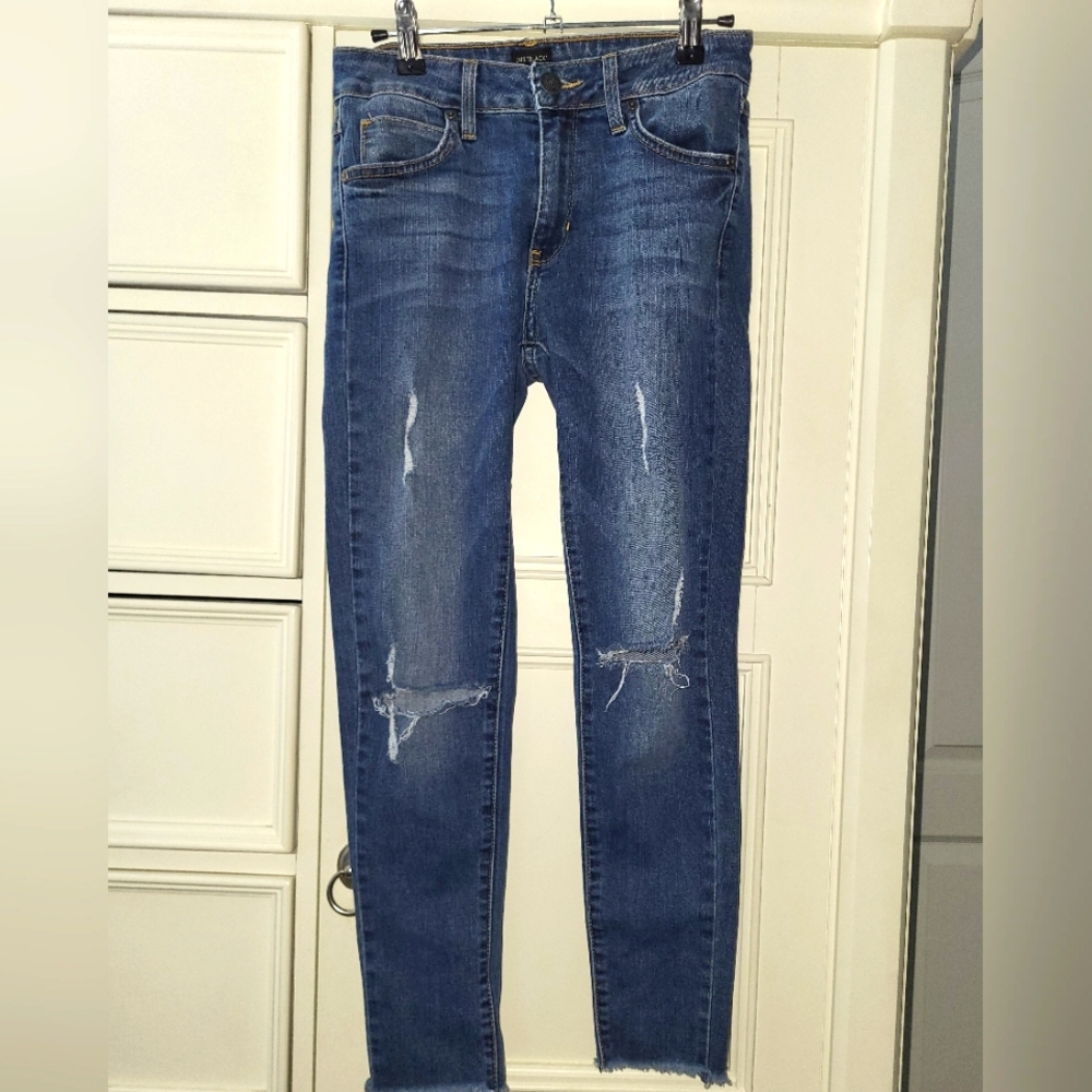 Just Black Distressed Raw Hem Jeans - 25